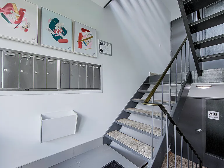 100 Beck St — Photo 1