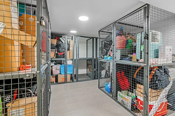 Rented by Leasing Management LLC | media 17