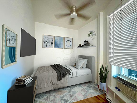 4th image of 1333 Pacific St APT 1R
