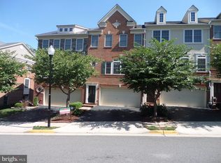 47574 Royal Burnham Ter, Sterling, VA 20165