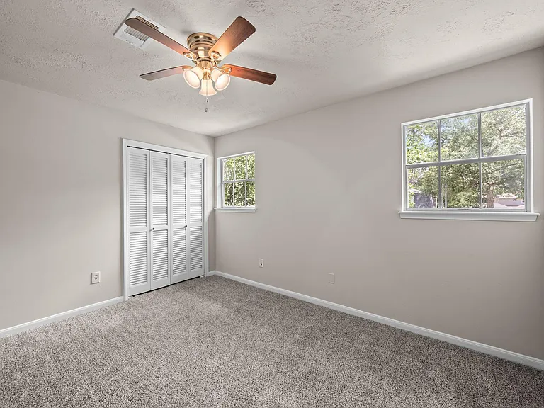 1938 Running Springs Dr — Photo 11