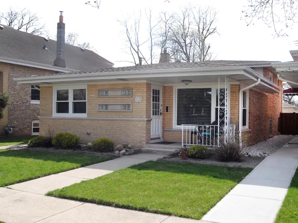 2218 Keystone Ave, Riverside, IL 60546
