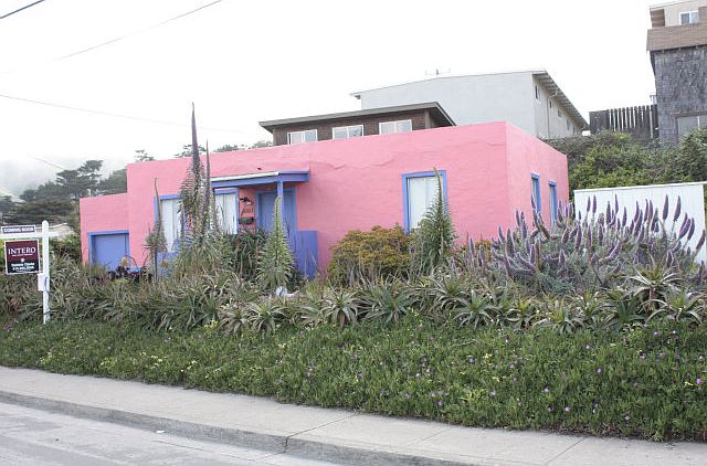 2nd image of 2205 Palmetto Ave
