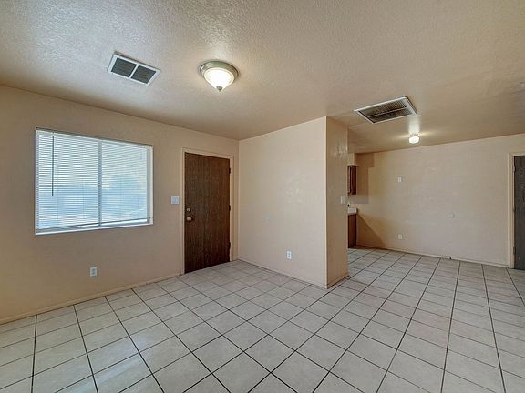5th image of 1114 E Bisnaga St
