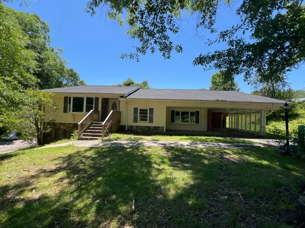 4 Poppys Ln, Toccoa, GA 30577