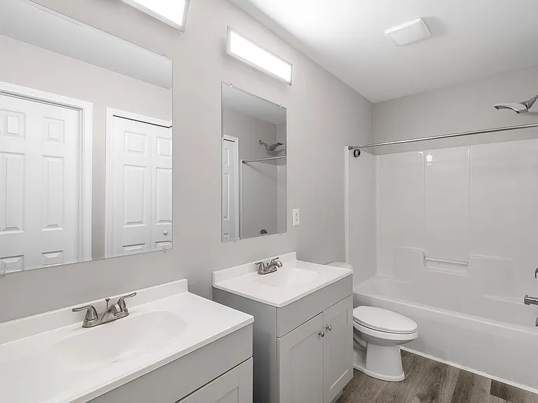 7819 Petrea Ln — Photo 15