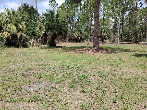 2nd image of 615-621 Hunting Club Ave