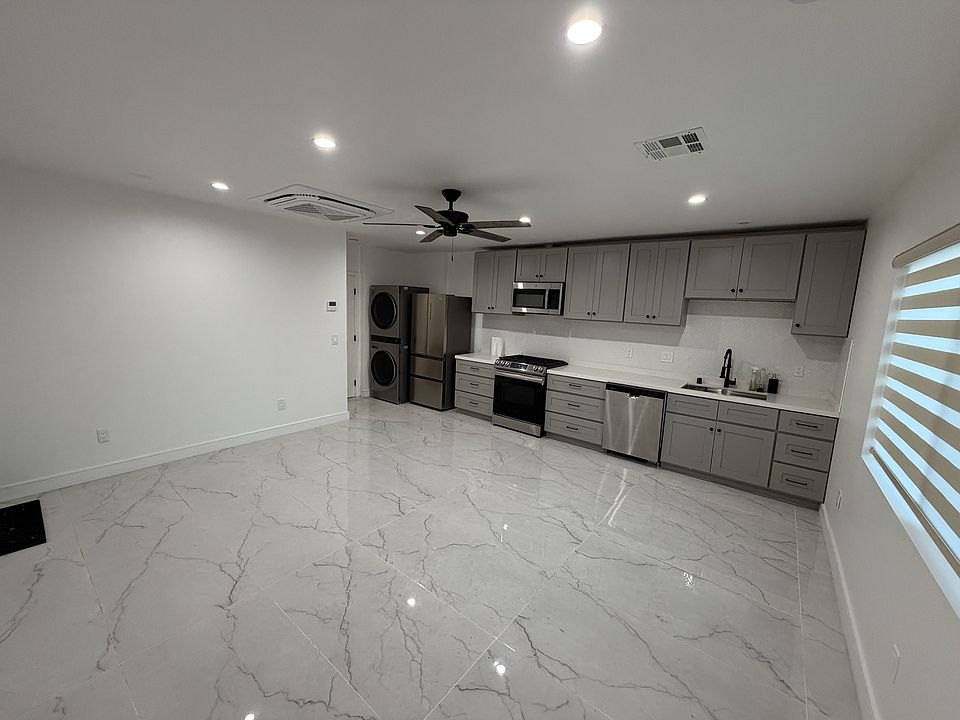 1st image of 8040 Irvine Ave