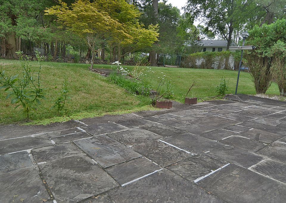 2nd image of 56 Kiwanis Dr