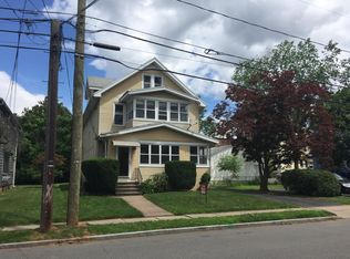 16 Jessamine St, West Hartford, CT 06119