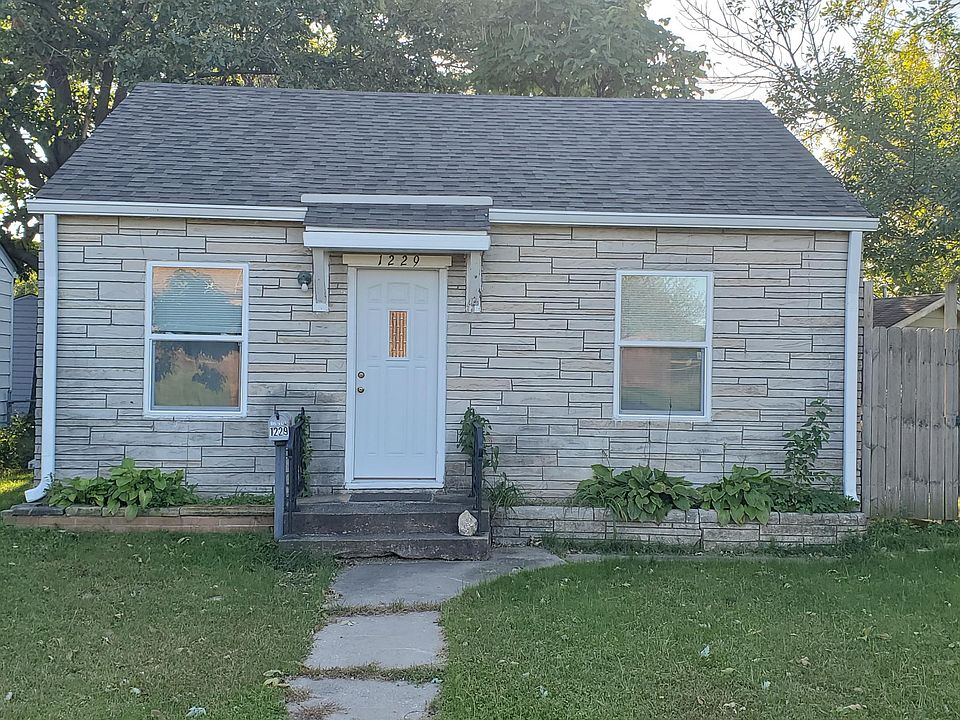 1st image of 1229 S Concord St