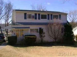 9 Bonnie Briar Rd, Yonkers, NY 10710