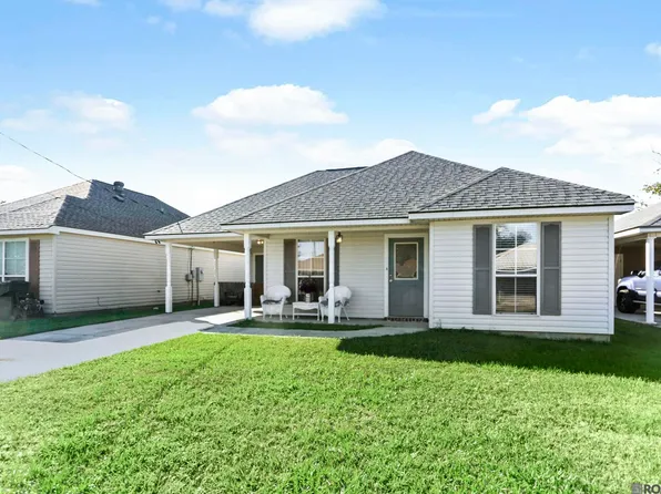 11333 Peggy St, Saint Amant, LA 70774