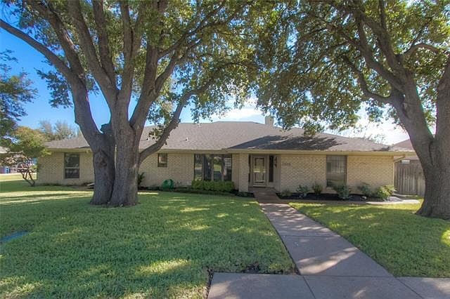1st image of 7205 Francisco Dr