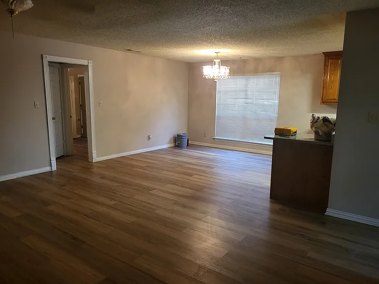333 Fairhavens Dr — Photo 8