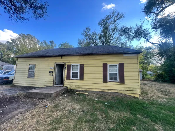 2920 W Mount Vernon Street, Springfield, MO 65802