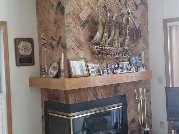 3rd image of 8620 Lake Shore Trl