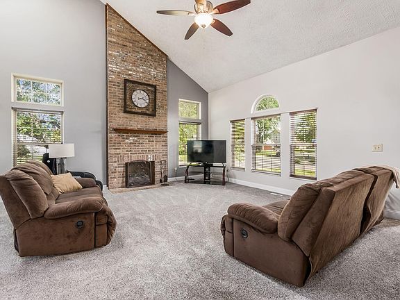 2nd image of 5396 Delano Ct