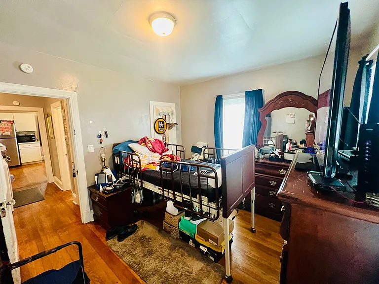 4066 Walmsley Blvd — Photo 21