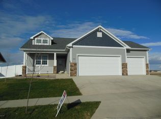 909 Choteau Ave NE, Great Falls, MT 59404