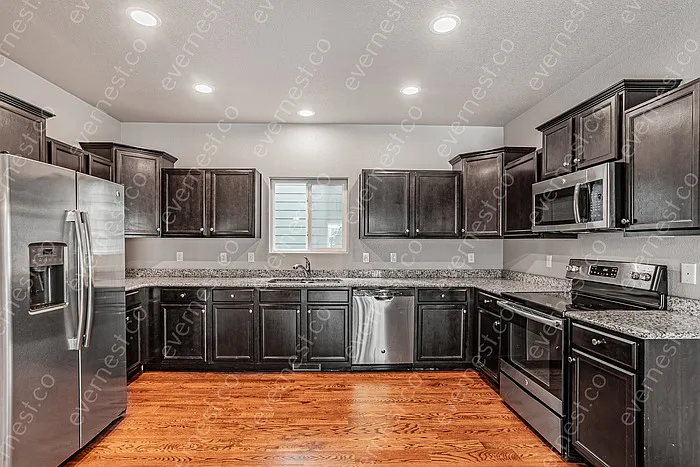2405 Falkirk Dr — Photo 4