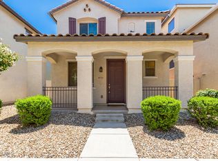 7125 S 7th Ln, Phoenix, AZ 85041