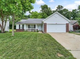 1017 Annabrook Park Dr, O'Fallon, MO 63366