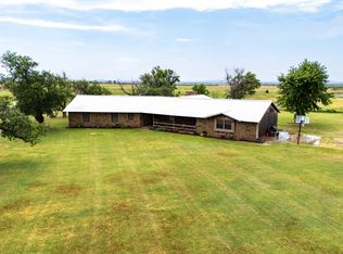 23326 E 1330th Rd, Mountain View, OK 73062