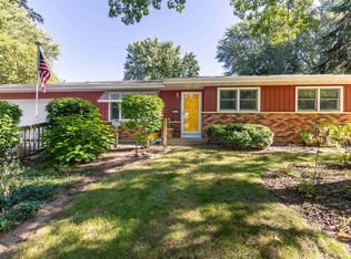 3575 Lisa Ct, Dubuque, IA 52002