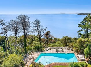 32 Hawthorne Rd, Southampton, NY 11968