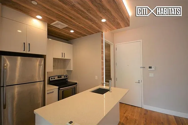 Rented by Citi Habitats | media 9