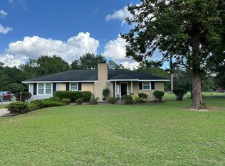 1839 Dunbarton Dr, Sumter, SC 29154