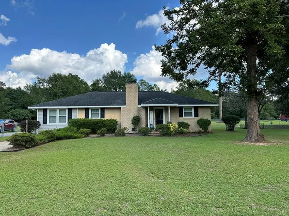 1839 Dunbarton Dr, Sumter, SC 29154