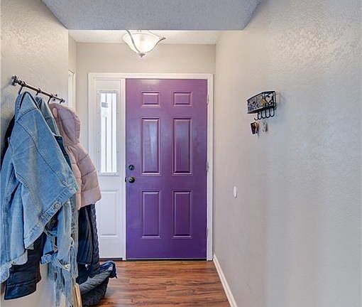 3rd image of 506 NE 6th St APT D