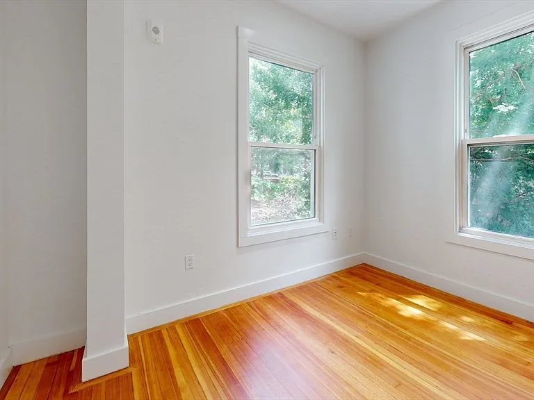21 Regent Cir #3 — Photo 14
