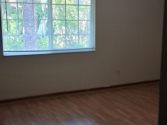 5th image of 4207 Winderpark Ct
