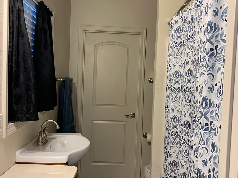 360 W Highland Ave — Photo 6
