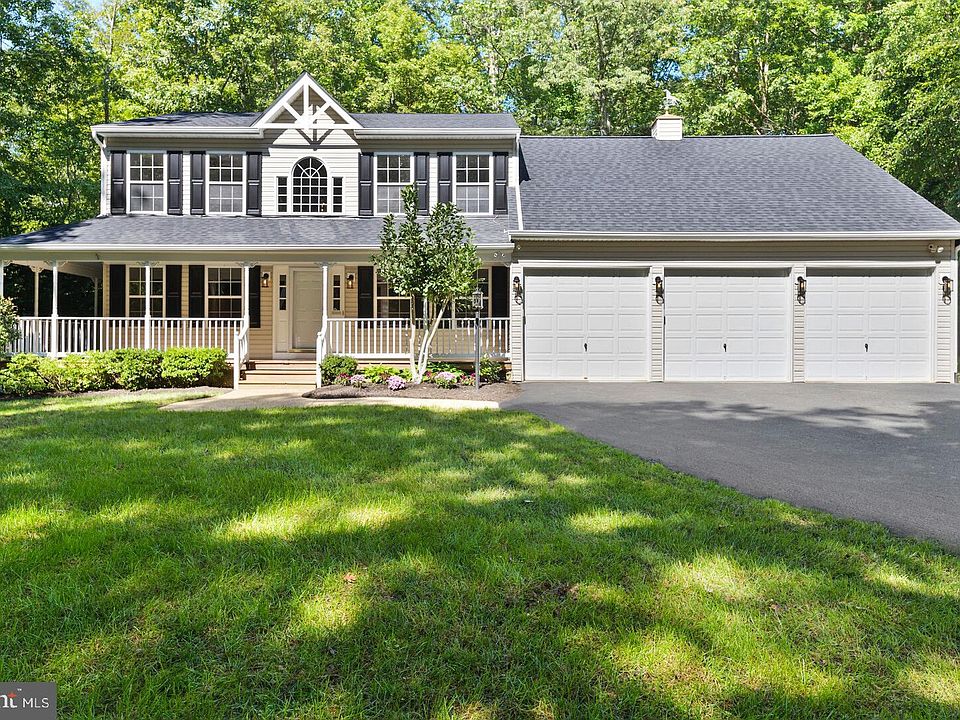 1st image of 13990 Holly Forest Dr