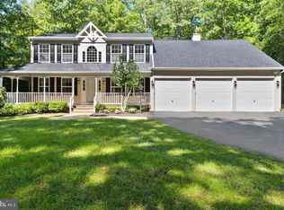 13990 Holly Forest Dr, Manassas, VA 20112