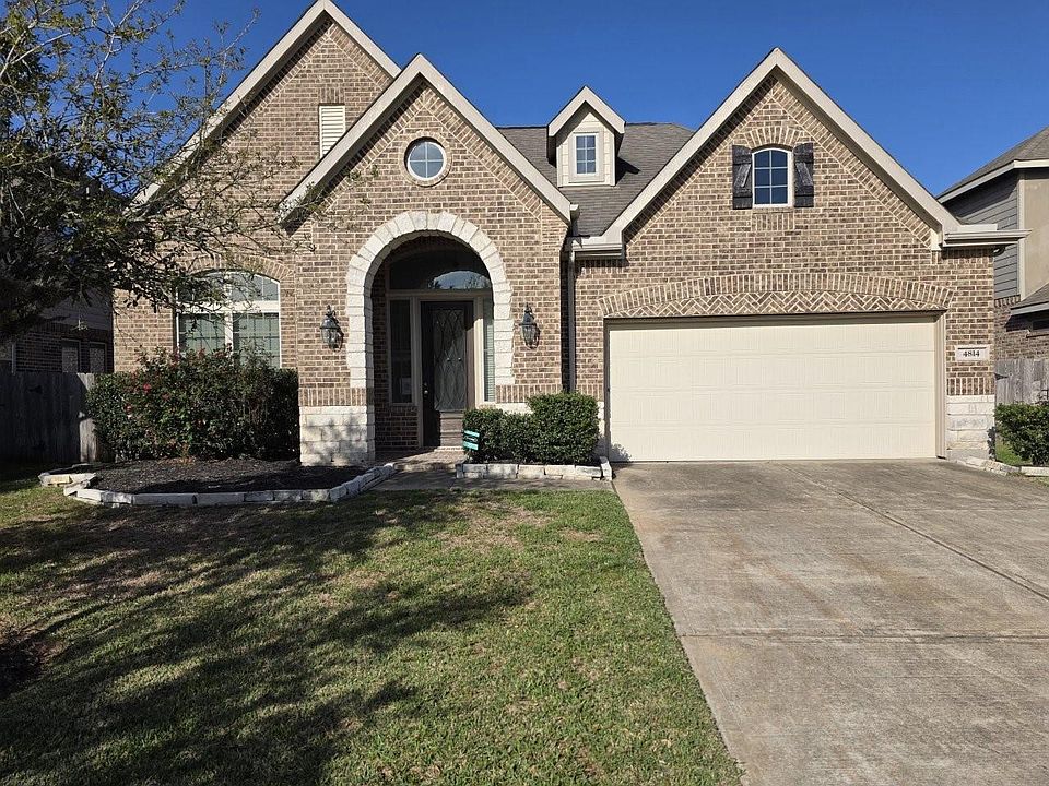 1st image of 4814 Applewood Crest Ln