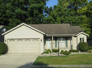 1823 Wild Rose Ln, Mishawaka, IN