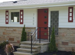 7600 Oakwood Ave, Seven Hills, OH 44131