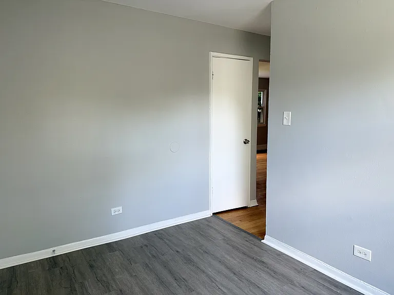 7824 S South Shore Dr #2C — Photo 11