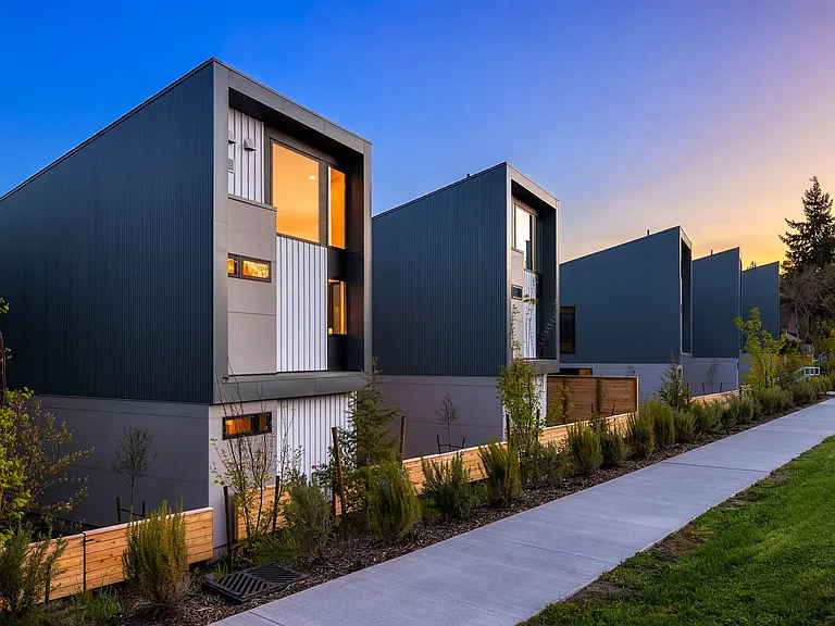 226 Canopy Path NW — Photo 3