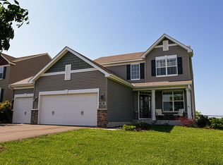 1185 Interlaken Pkwy N, Waconia, MN 55387