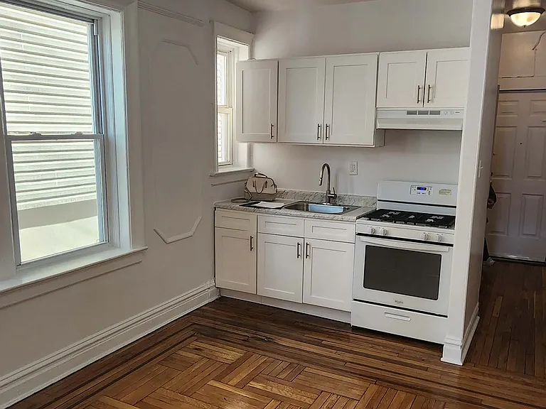 49 Waverly Street, LLC. — Photo 3