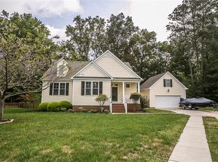 6814 Bershak Ct, Gloucester, VA 23061