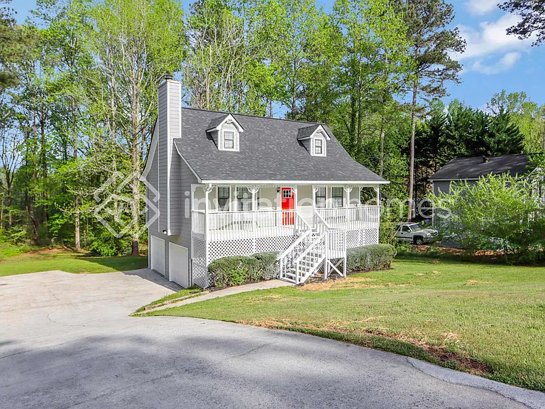 155 Russell Dr — Photo 1