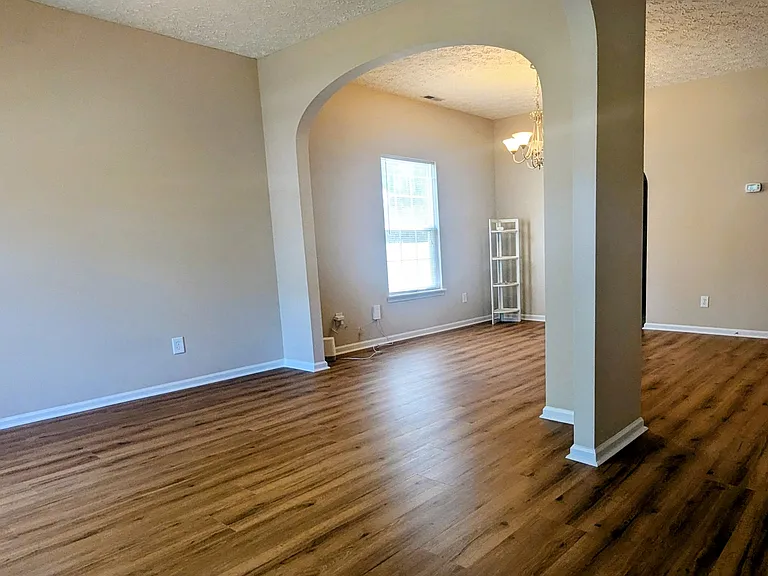 1806 Raj Dr — Photo 9