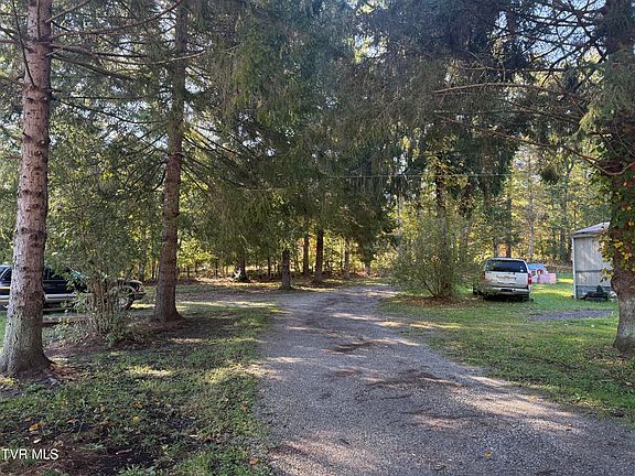 2nd image of 3722 Dungannon Rd